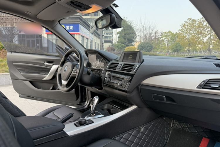 Used BMW 2 Series 2015 218i