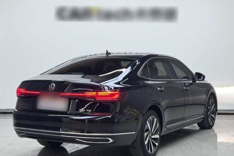 Used Volkswagen Passat 2022 330TSI Starry Luxury Edition
