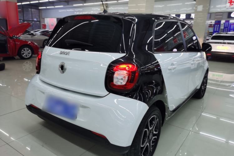 Used smart forfour 2018 0.9T 66 kW Pioneer Edition
