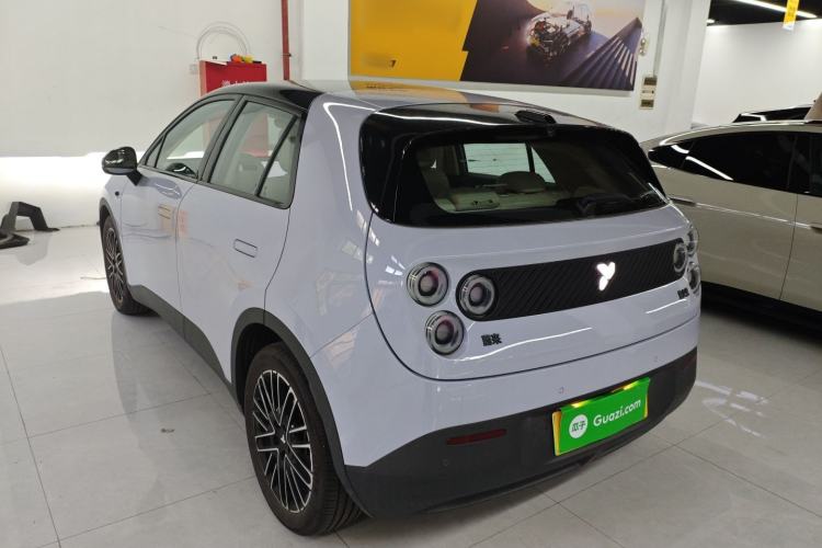 Used firefly 2025 Illuminated Edition
