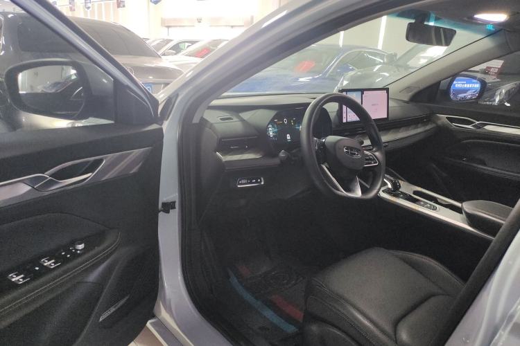 Used Geely Auto Emgrand L HiP 2024 Longteng Edition 1.5TD-DHT Pro 100KM Superior Model
