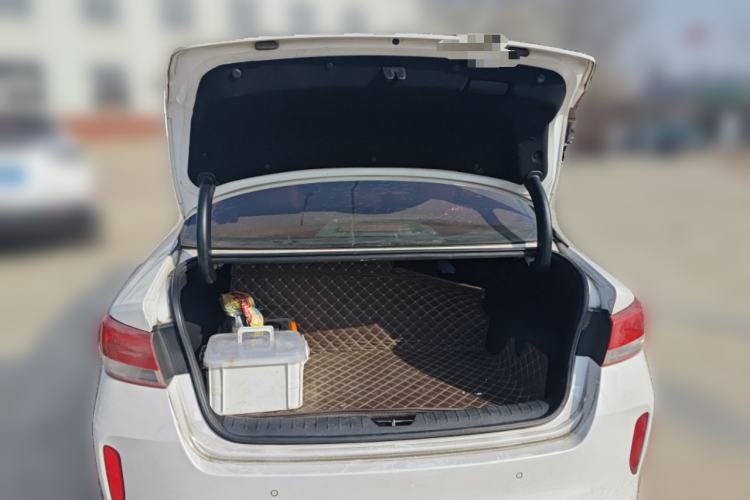 Used Kia K5 New Energy 2018 2.0L Smart Enjoyment Version
