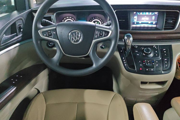 Used Buick GL8 2018 28T Comfort Model China VI Standard