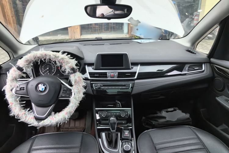 Used BMW 2 Series Active Tourer 2016 218i Sports Design Package Center Console