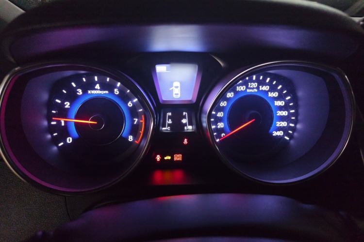 Used Hyundai Elantra (5th Generation / Langdong) 2016 1.6L Manual Luxury Model Instrument Cluster