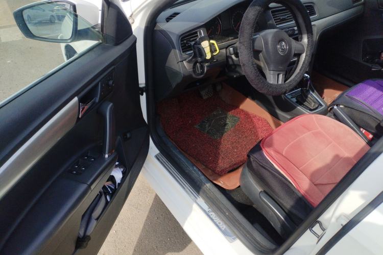 Used Volkswagen Lavida 2013 Restyled Classic 1.6L Automatic Comfort Edition