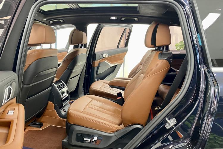 Used BMW X7 2022 xDrive40i Luxury M Sport Package