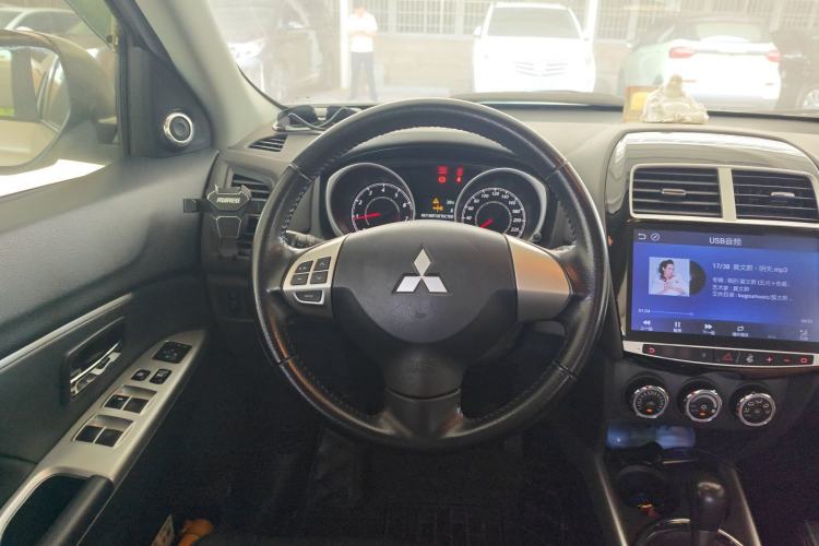 Used Mitsubishi ASX 2016 2.0L CVT Two-Wheel Drive Navigation Edition
