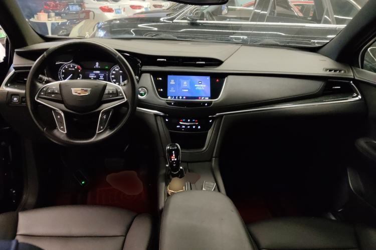 Used Cadillac XT5 2022 2.0T Two-Wheel Drive Luxury Version
