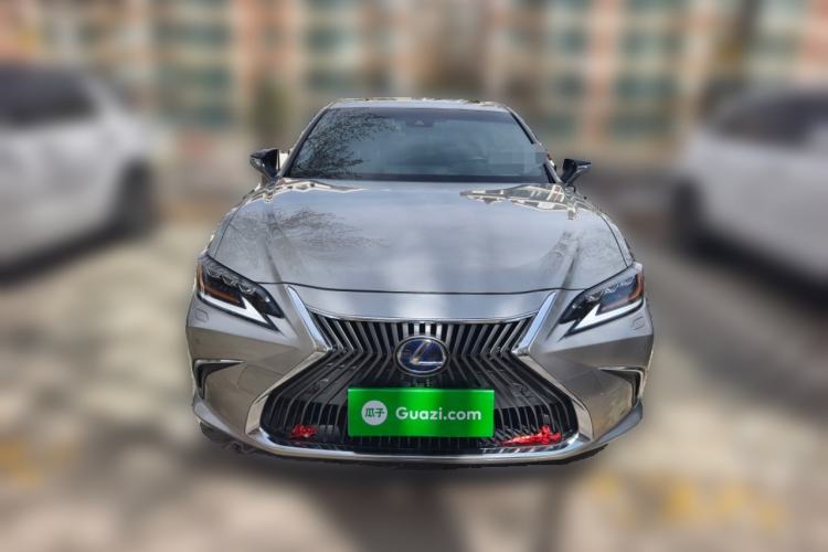 Used Lexus ES 2020 260 Deluxe Edition
