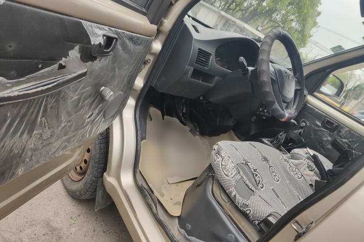 Used Wuling Rongguang 2014 1.2L S Base Model Driver Seat