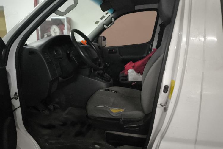 Used Jinbei Grace 2016 2.0L Express Utility Model
