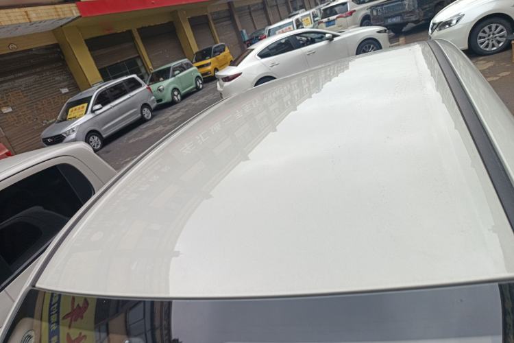 Used Wuling Hongguang MINIEV 2025 Four-Door Version Advanced Edition Roof