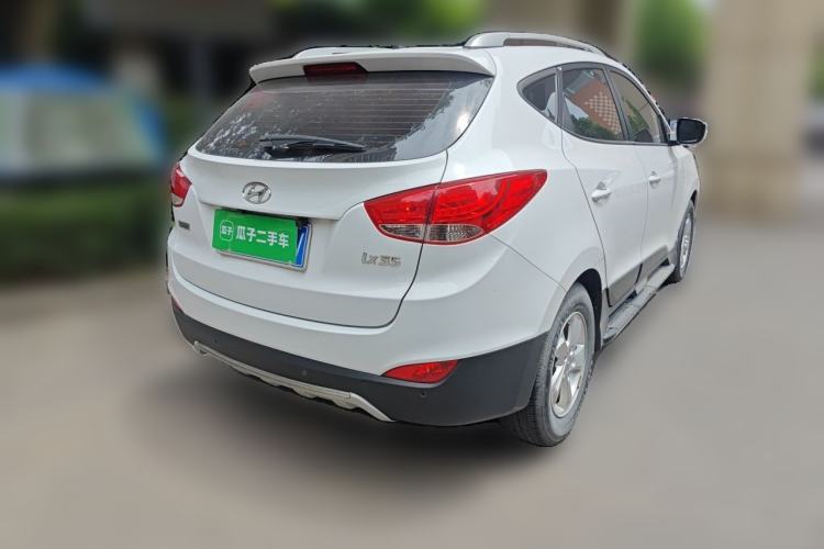 Used Hyundai ix35 2012 2.0L Automatic Two-Wheel Drive New Edition GL
