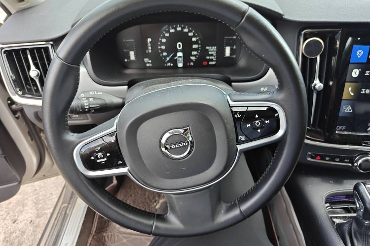 Used Volvo S90 2018 T4 Zhiyuan Edition