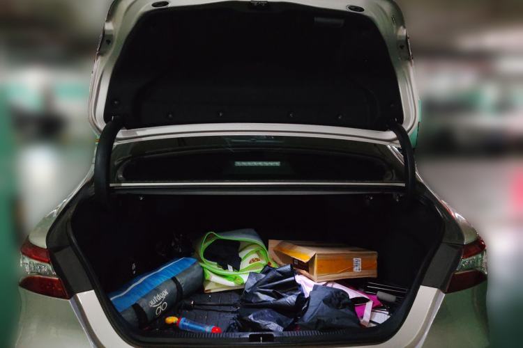 Used Toyota Camry 2018 2.0G Luxury Edition Trunk