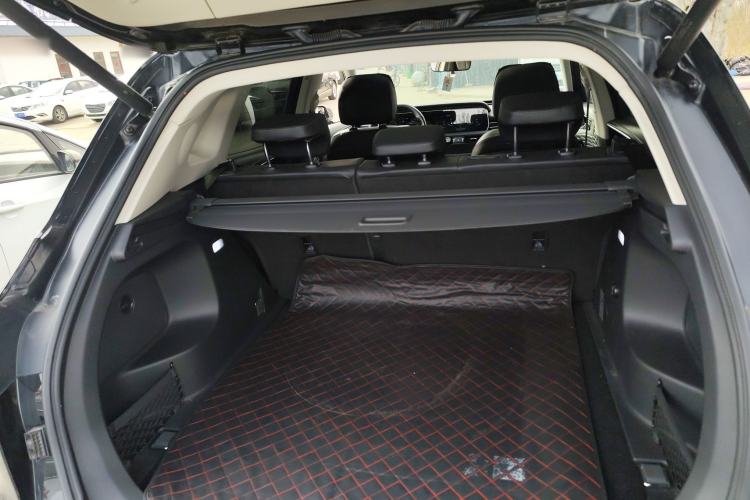 Used Hongqi HS5 2022 Facelifted Version 2.0T Smart Connect Flagship All-Wheel-Drive Edition
