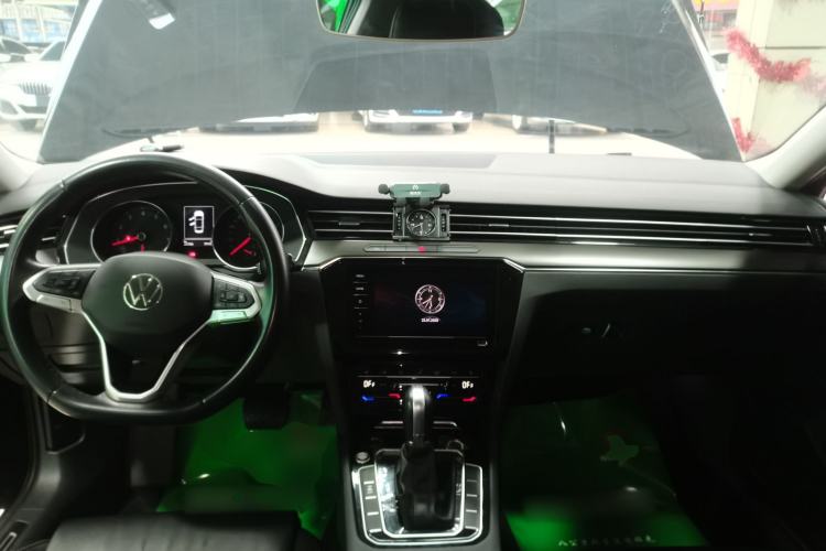 Used Volkswagen Magotan 2020 330TSI DSG Leading Model
