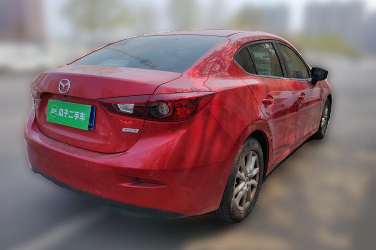 Used Mazda 3 Axela 2016 Sedan 1.5L Automatic Luxury Model