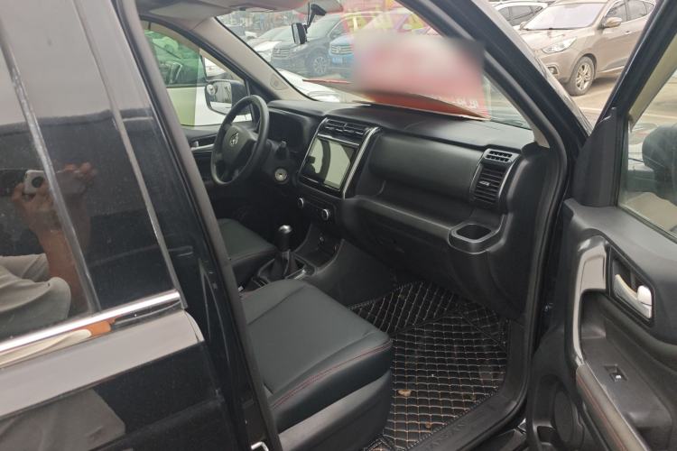 Used CHANGAN OSHAN X70A 2019 1.5L Manual Basic Version China VI Standard
