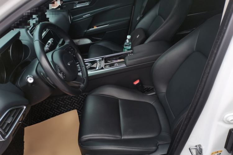 Used Jaguar XEL 2019 2.0T 200 PS Elite Edition Left Front Seat