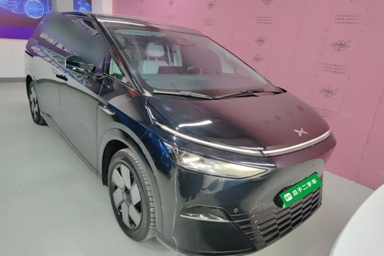 Used XPeng X9 2024 702 Ultra-Long Range Pro
