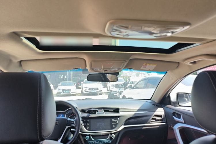 Used Geely Auto Emgrand 2017 Sedan Million Edition 1.5L Manual - Upward Version