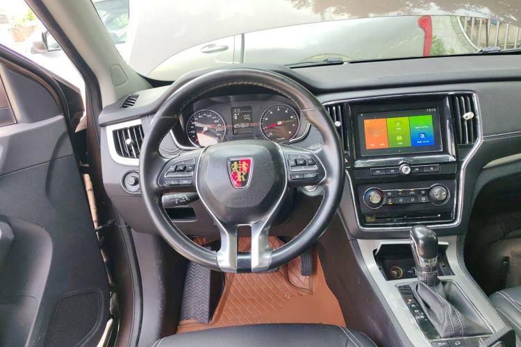 Used Roewe RX5 2018 20T Two-Wheel Drive Automatic Flagship Edition
