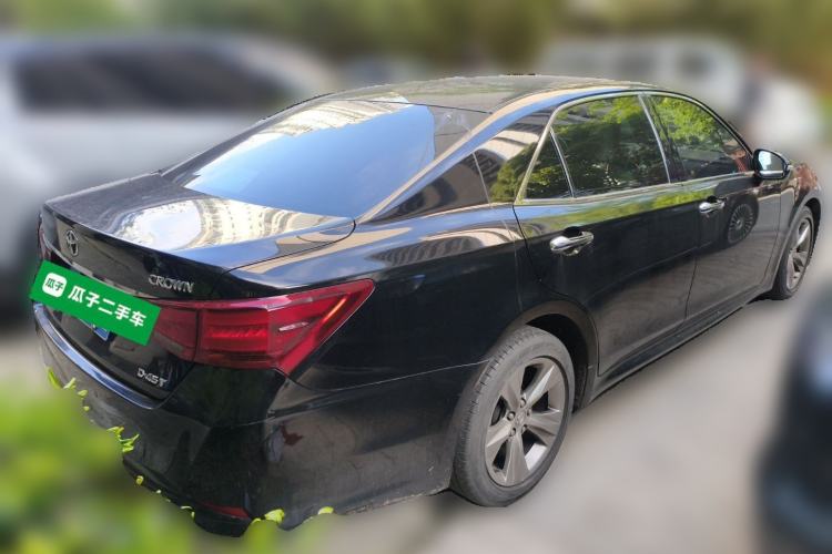 Used Toyota Crown 2015 2.0T Fashion Edition
