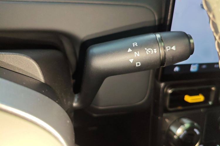 Used iCAR V23 2025 501 Four-Wheel Drive Intelligent Driving Version
