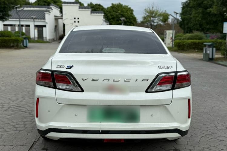 Used Venucia Venucia D60EV 2022 Standard Range Comfort Edition
