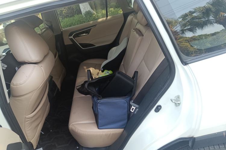 Used Toyota RAV4 2020 2.0L CVT Two-Wheel Drive Fashion Edition