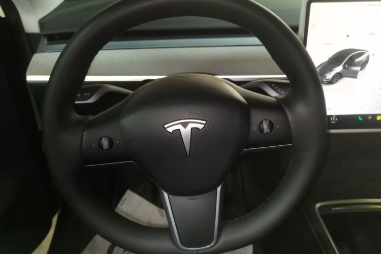 Used Tesla Model Y 2024 Rear-Wheel-Drive Version