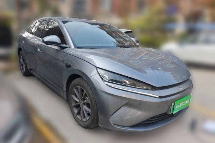 Used BYD Qin L 2025 EV 545KM Beyond Version Front Right 45 Deg