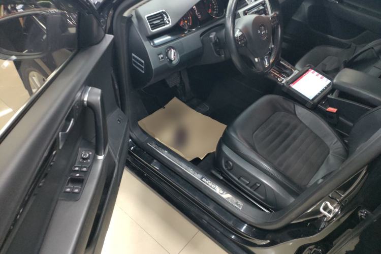 Used Volkswagen Magotan 2015 Facelift 1.8TSI Luxury Model
