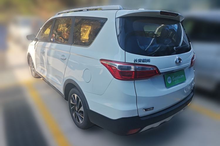 Used CHANGAN OSHAN A800 2017 1.5T Automatic ZhiZun Model
