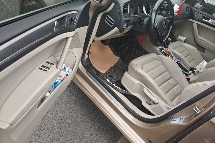 Used Volkswagen Golf 2016 230TSI Automatic Luxury Version Driver Seat