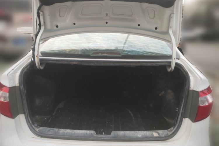 Used Kia K2 2012 Sedan 1.4L MT GLS Commemorative Edition