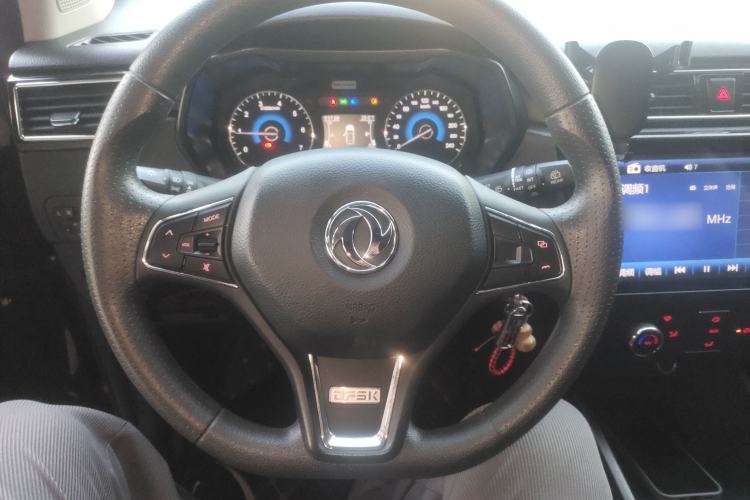 Used Dongfeng Fengon 580 2021 Revised ☆ Star Edition 1.8L Manual Elite Version Steering Wheel