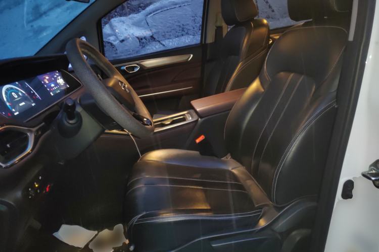 Used GAC Trumpchi M6 2023 PRO 270T DCT Luxury Edition
