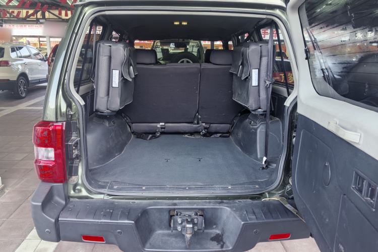 Used Leopaard Q6 2015 2.4L Manual 4x4 Excellence Edition