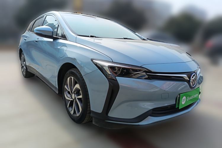 Used Buick Velite 6 2019 Connected & Smart Edition Front Right 45 Deg