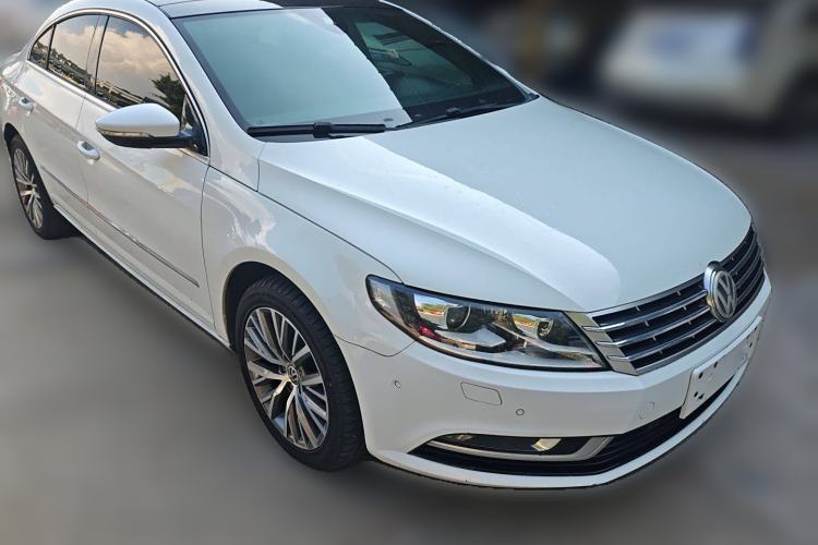 Used Volkswagen FAW-Volkswagen CC 2015 2.0 TSI Ultimate Model Front Right 45 Deg