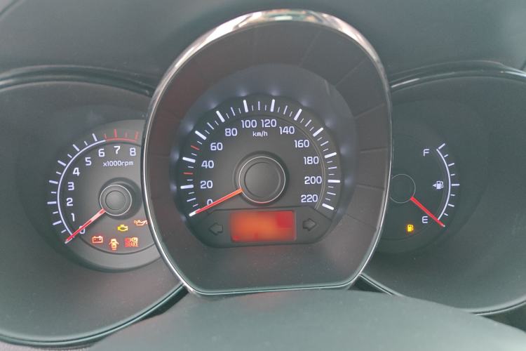 Used Kia K2 2012 Sedan 1.4L Automatic GLS Commemorative Edition