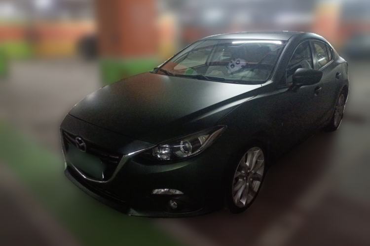 Used Mazda 3 Axela 2016 Sedan 2.0L Automatic Sport Model