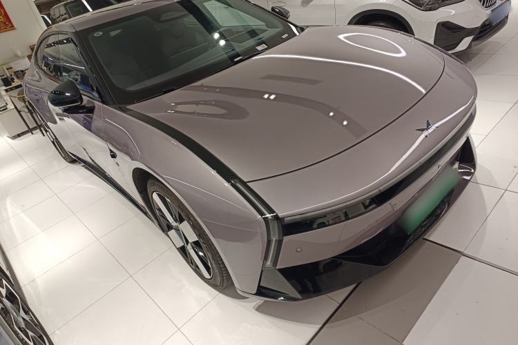 Used XPeng P7 2025 Model—750 All-Wheel-Drive High-Performance Ultra Front Right 45 Deg