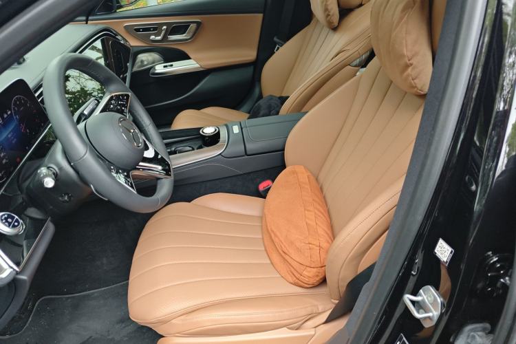 Used Mercedes-Benz E-Class 2024 Facelift E 300 L Luxury Edition