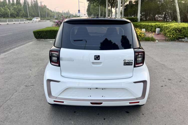 Used SOL E10X 2021 302 km Range Luxury Version 31.4 kWh