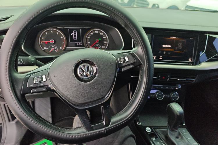 Used Volkswagen Passat 2019 330TSI Elite Edition China VI
