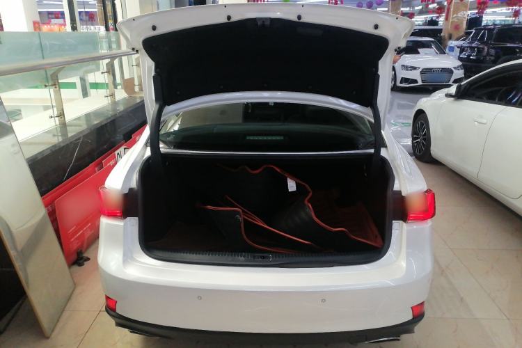 Used Lexus IS 2017 300 Leading Edition